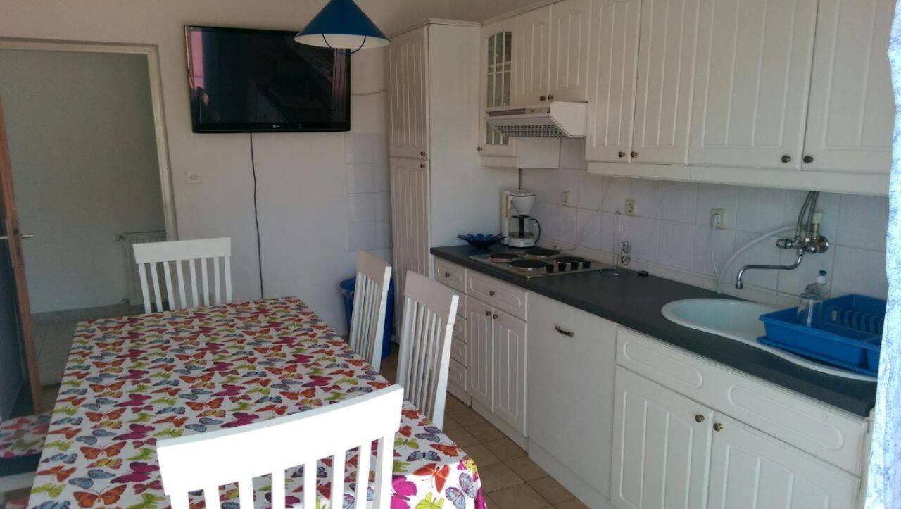Apartmani Slavica Biograd Na Moru Exterior photo