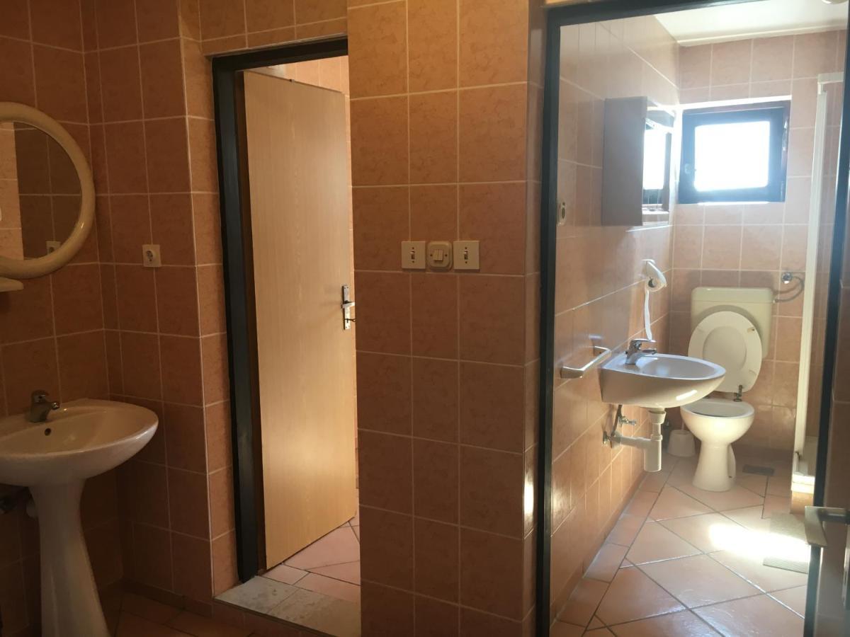 Apartmani Slavica Biograd Na Moru Exterior photo